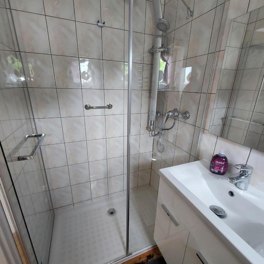 Siedlisko Tafle Villa Chorazowka ภายนอก รูปภาพ